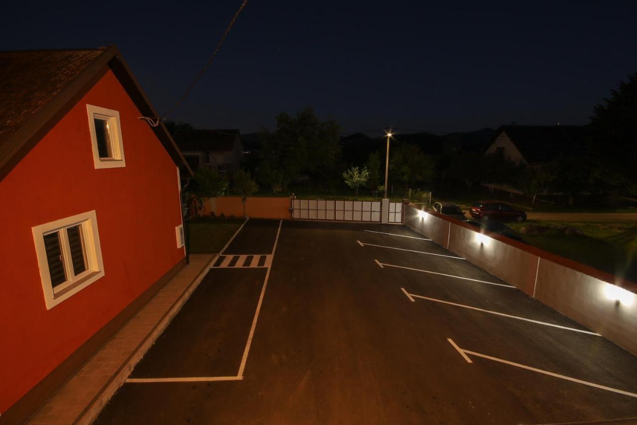 Apartments Sweet Home オトチャッツ エクステリア 写真